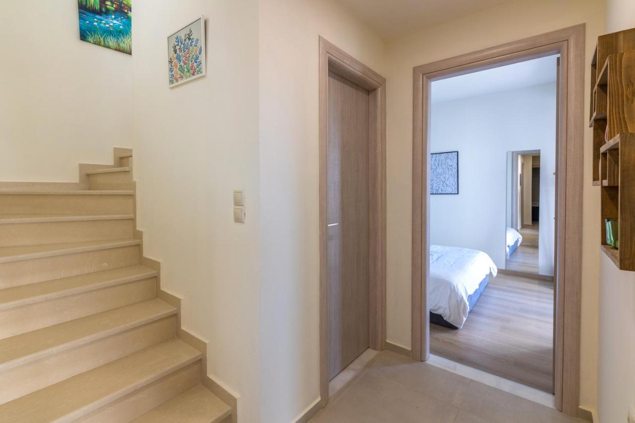 3 Bedroom Villa With Stunning Sea View & Private Parking Elia  المظهر الخارجي الصورة